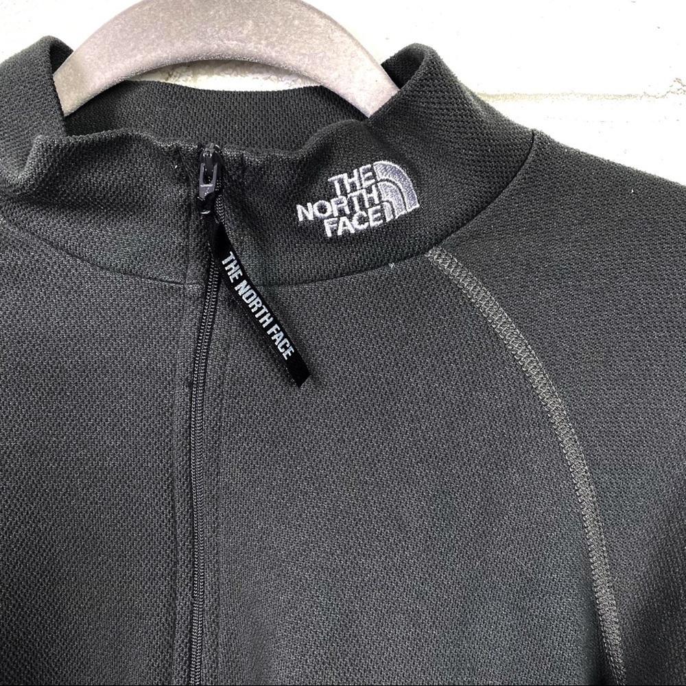 The NORTH FACE QUARTER ZIP LAYER SHIRT - Picture 5 of 5